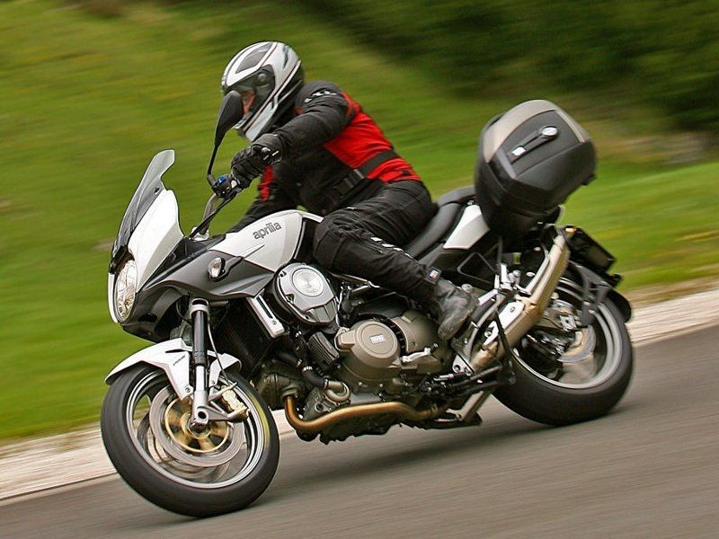 РњРѕС‚РѕС†РёРєР» Aprilia 850